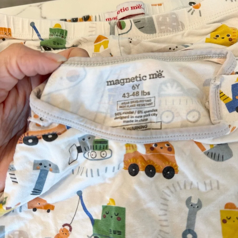 Magnetic Me Size 6 Boys White Construction Trucks Pajama Set